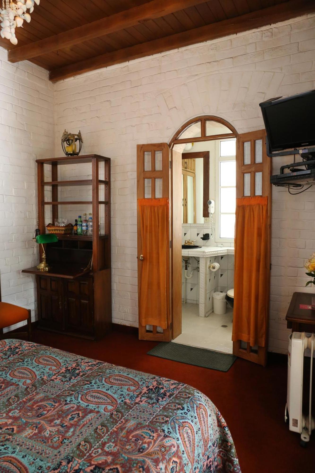 Boutique Antinea Hotel 3*